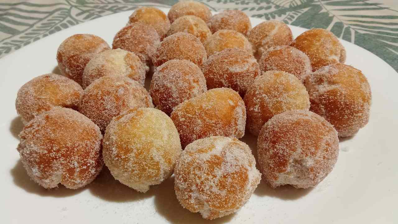 Castagnole light