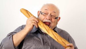 Mangiare pane e felicità - fonte_Canva - adginforma.it