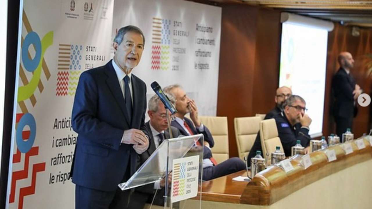 Nello Musumeci conferma i cinque giorni di lutto nazionale - adginforma.it - 20250423