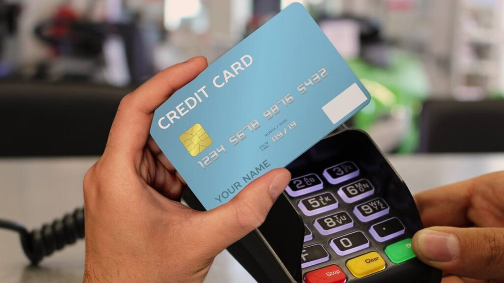 pagamenti possibili solo con carta di credito o bancomat