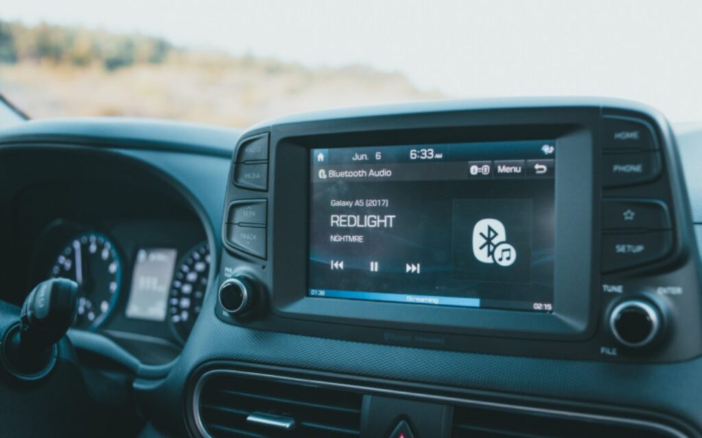 novità per chi si muove in auto -Fonte-Canva-ErikMclen-Pexels-Adginforma.it