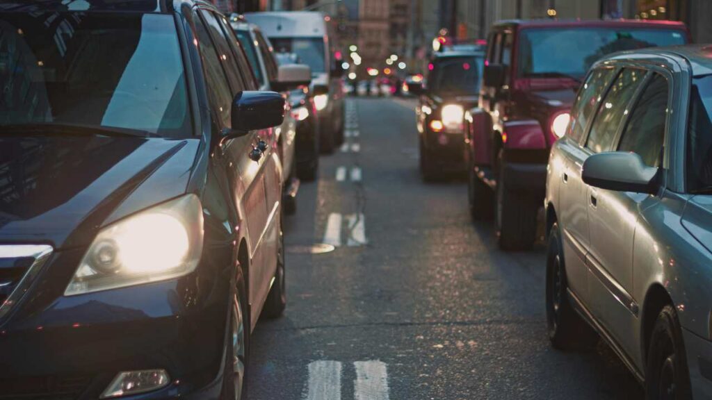 Regione Piemonte: fine delle proroghe e via libera all’attuazione della legge che vieta la circolazione di queste auto