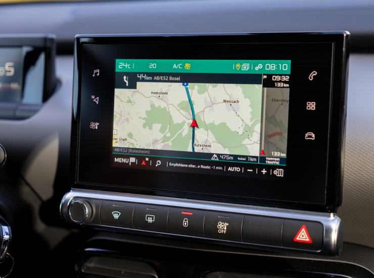 pericolo multe per gps in auto