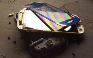 cellulari inutilizzabili entro giugno