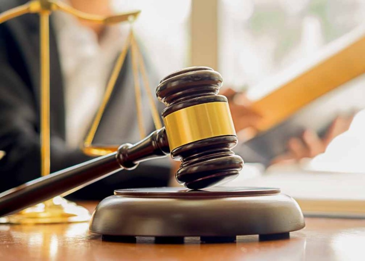 Tribunale: legge e lavoro