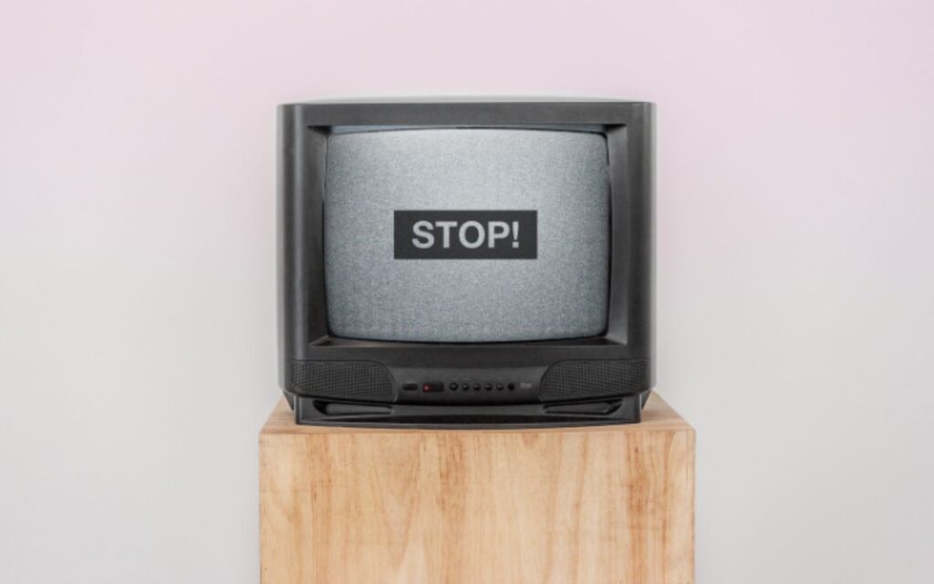 stop forzato alla tv