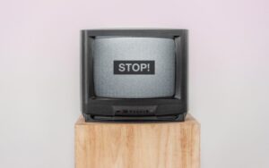 stop forzato alla tv