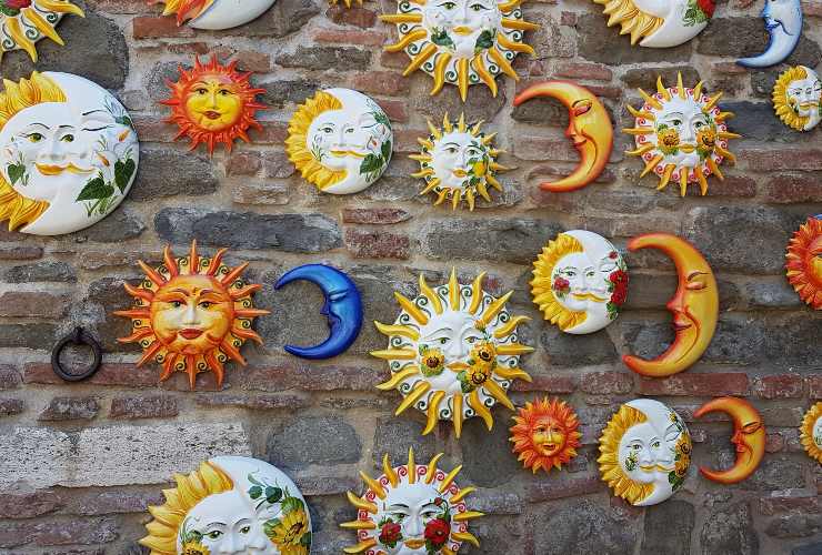 Il borgo che sembra un'opera d'arte 