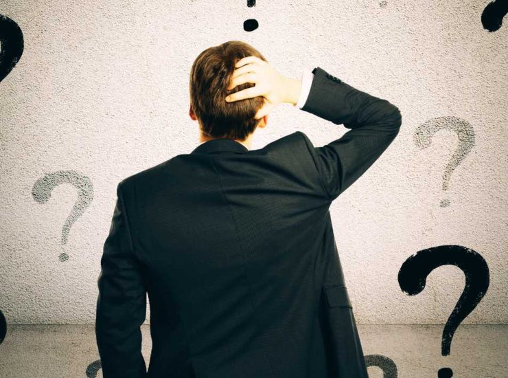 Uomo dubbioso: truffa nel contratto?