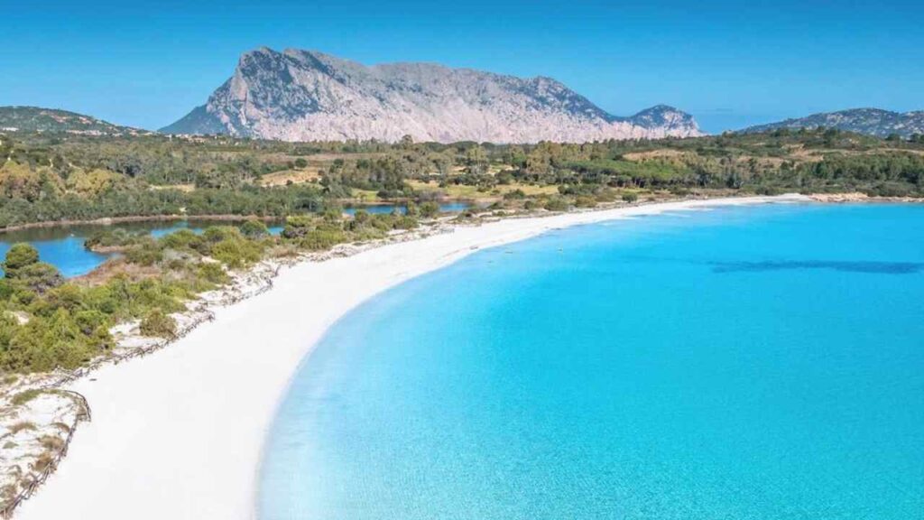 La spiaggia più bella d'Italia - Adginforma.it