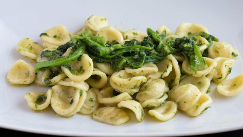 Orecchiette con le cime di rapa - Adginforma.it